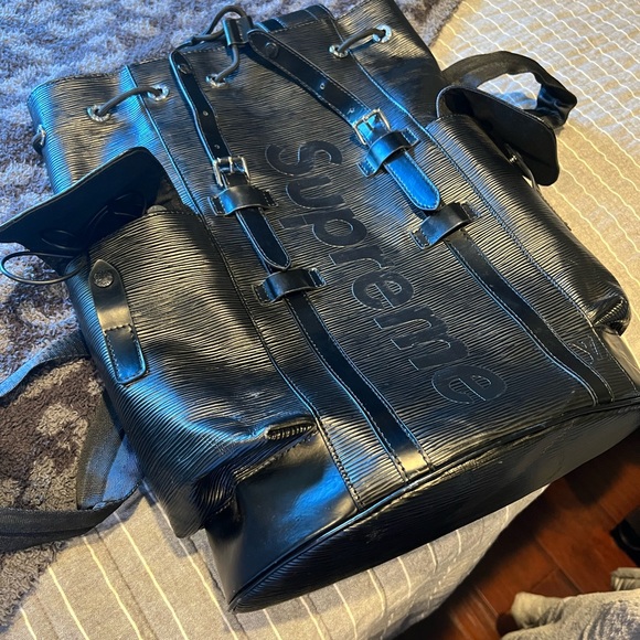 Other - Supreme x Louis Vuitton backpack black